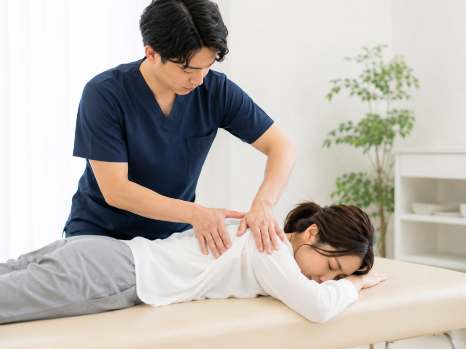 片側の肩こりに対する整骨院での肩の施術